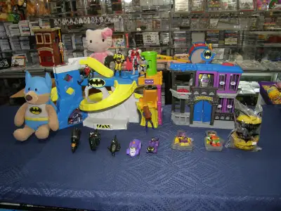 Lot Article de Batman DC Figurines Module Maison 1 Toutou - 40$ pour tout le lot