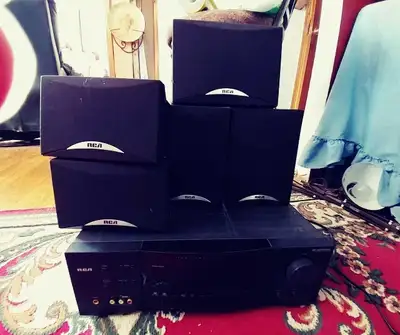 RCA DOLBY SURROUND RCA 5 speakers
