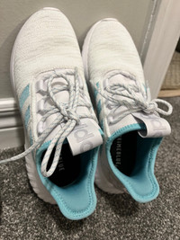 Adidas brand new running shoes 6.5