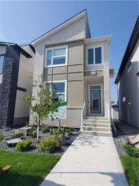 MOVE IN READY SHOW HOME IN NORTHWEST WINNIPEG $499900