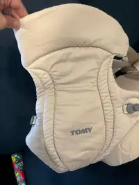 Tomy Baby Carrier