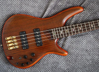 Ibanez SR1200e Premium bass guitar + case