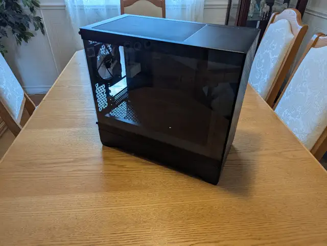 Fractal Design Pop Mini Air in System Components in Norfolk County - Image 4