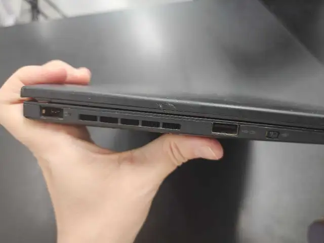 THINKPAD LENOVO X1CARBON in Laptops in Mississauga / Peel Region - Image 9