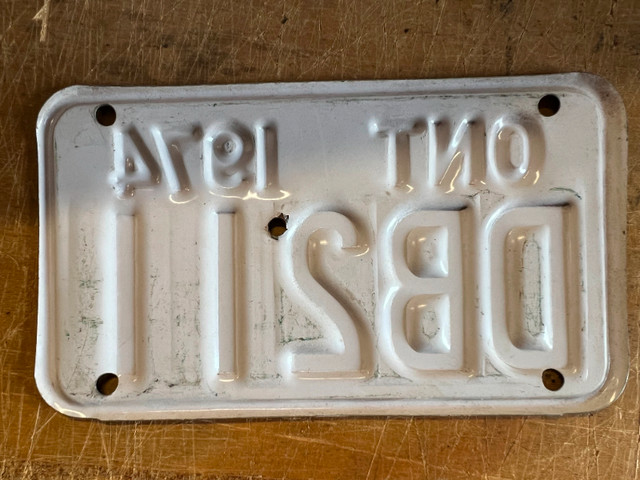 OLDER ONTARIO MOTORCYCLE / SNOWMOBILE PLATE 1974 in Arts & Collectibles in Mississauga / Peel Region - Image 3