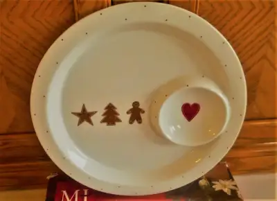 Brand New  Mayfair & Jackson Large Chip & Dip Plate, View more
