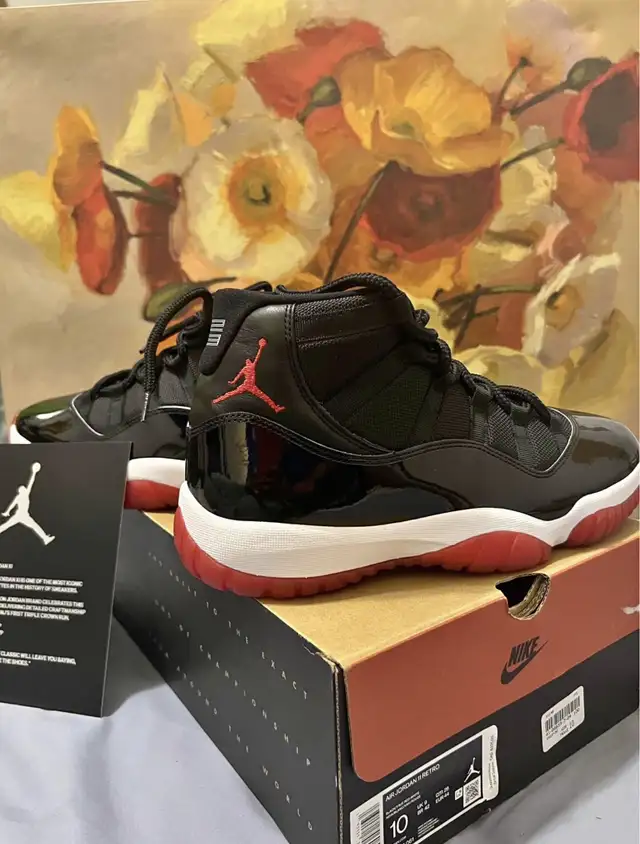 Jordan 11 Retro Bred  in Men's Shoes in Mississauga / Peel Region - Image 5