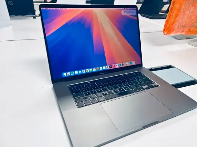i7 6 Core, 16G RAM/500G SSD  Macbook PRO A2141, 16", Screen63008307093633121