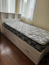 Set single bed with table and night table 