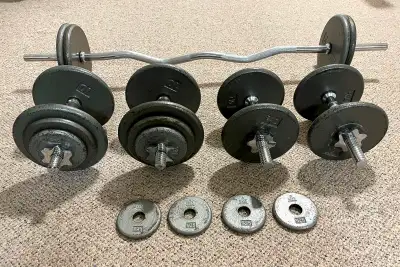 Dumbbell Handles and Bar: • 4 x Threaded Chrome Dumbbell Handles with Collars (14”) • 1 x EZ Curl Ba...