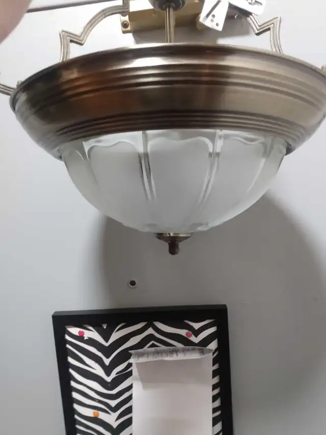 Semi-Flush Mount Ceiling Light in Indoor Lighting & Fans in Kitchener / Waterloo - Image 2