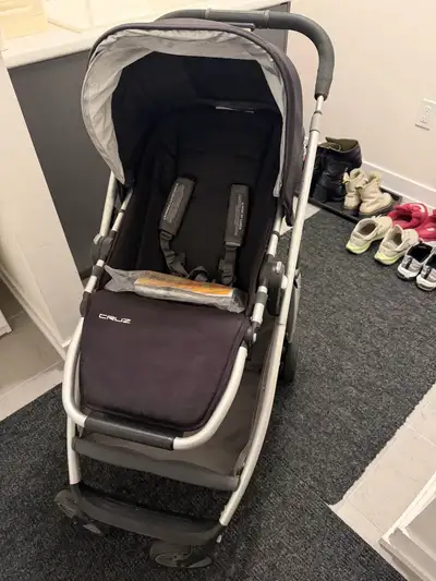 Uppababy Cruz, View more