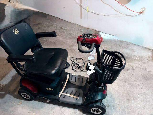 GB 148 Golden Buzz Mobility Scooter – Good Condition! New Tires in Health & Special Needs in City of Toronto - Image 3