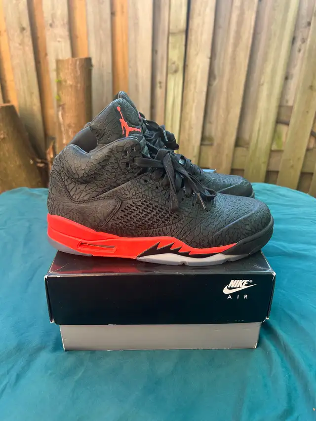 Air Jordan 5 3 Lab Black Infrared Size 9.5 in Men's Shoes in City of Toronto - Image 2