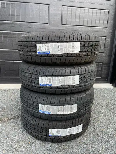 Brand new 265/70R18 Michelin tires