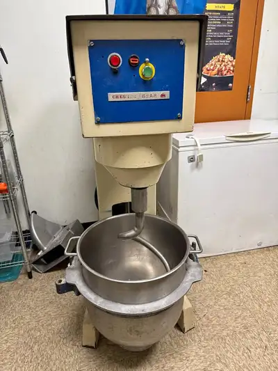 You are viewing a nicely used Varimixer Bear Used 60 Quart Dough Mixer. This R-60 model has been tes...