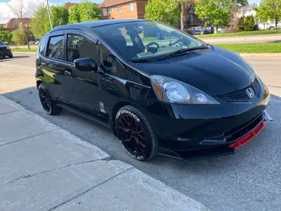 130000$ low km I’m the second owner no accidents everything works on it