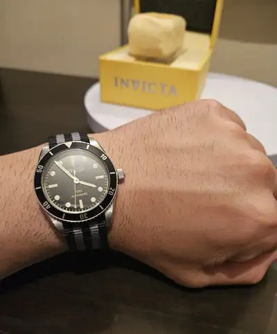 INVICTA 1953 PRO DIVER AUTOMATIC James bond goldfinger sean conn, View more