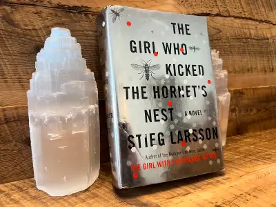 Hard Cover The Girl Who Kicked The Hornet’s Nest Book Novel, View more