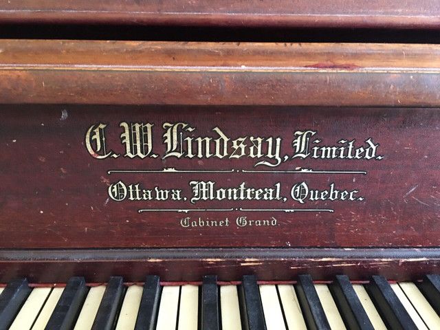 PIANO - C.W LINDSAY Limited  dans Pianos et claviers  à Ville de Montréal - Image 4