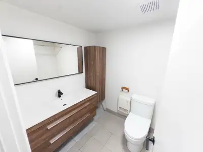 4 Bedroom ( 6 1/2 )