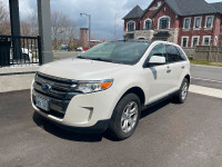 2011 Ford Edge SEL AWD. Low mileage at 122,000 km.