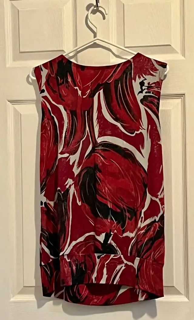 Plus size 1x tops in Women's - Tops & Outerwear in City of Halifax - Image 5