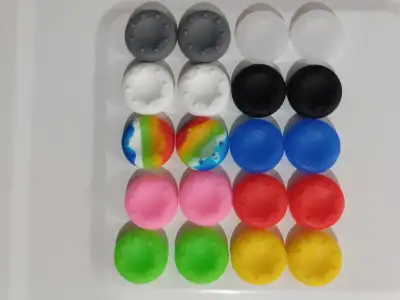 **CHECK THE LAST PICTURE FOR A LIST OF WHICH COLORS ARE LEFT AS SOME ARE SOLD OUT** Brand new thumb...