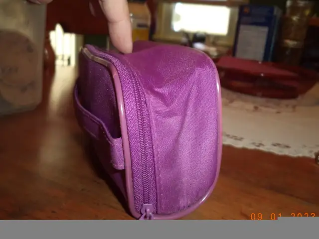 Pochette 2 in Other in Drummondville - Image 5