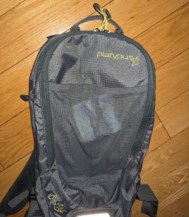 Platypus B-Line Women's Backpack in Fishing, Camping & Outdoors in Mississauga / Peel Region - Image 4
