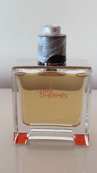 Terre d’Hermes Parfum Perfume
