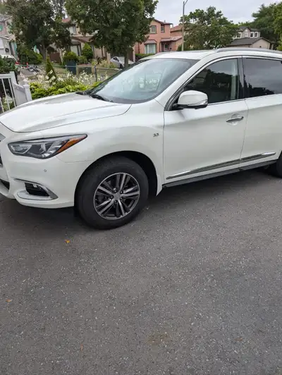 This SUV has no issues. We bought a new vehicle
