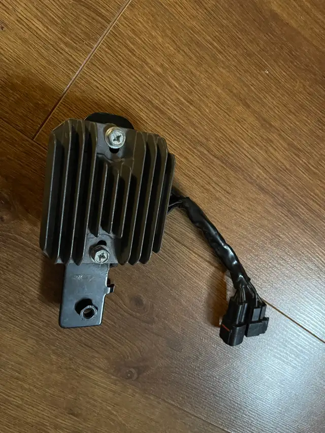 Kawasaki, Suzuki, Honda Motorcycle Parts 2003 + in Motorcycle Parts & Accessories in Mississauga / Peel Region - Image 8