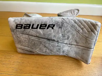 Bauer S23 GSX Jr goalie blocker, View more