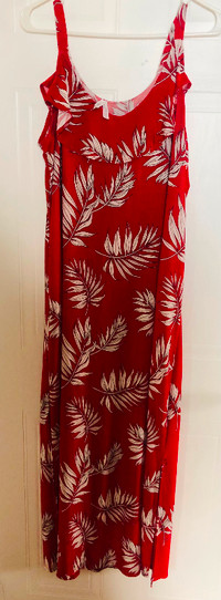 Maxi dress red size XL