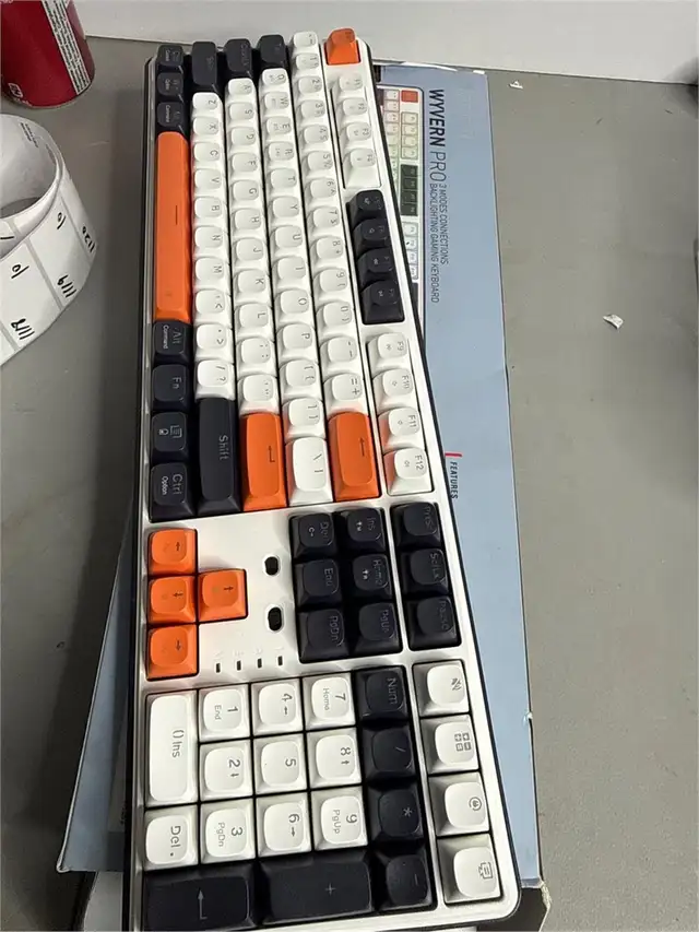 Gaming Keyboard. Redrag on K689 PRO Wireless 104 Keys + Extra 4 in Mice, Keyboards & Webcams in Mississauga / Peel Region - Image 6