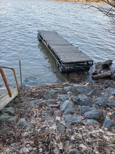 quai à vendre déjà sur la rivière Richelieu, View more