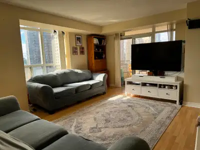 Condominium for Rent (Ovation phase 1, 3880 Duke of York Blvd., Mississauga) -Bright, sunny corner u...
