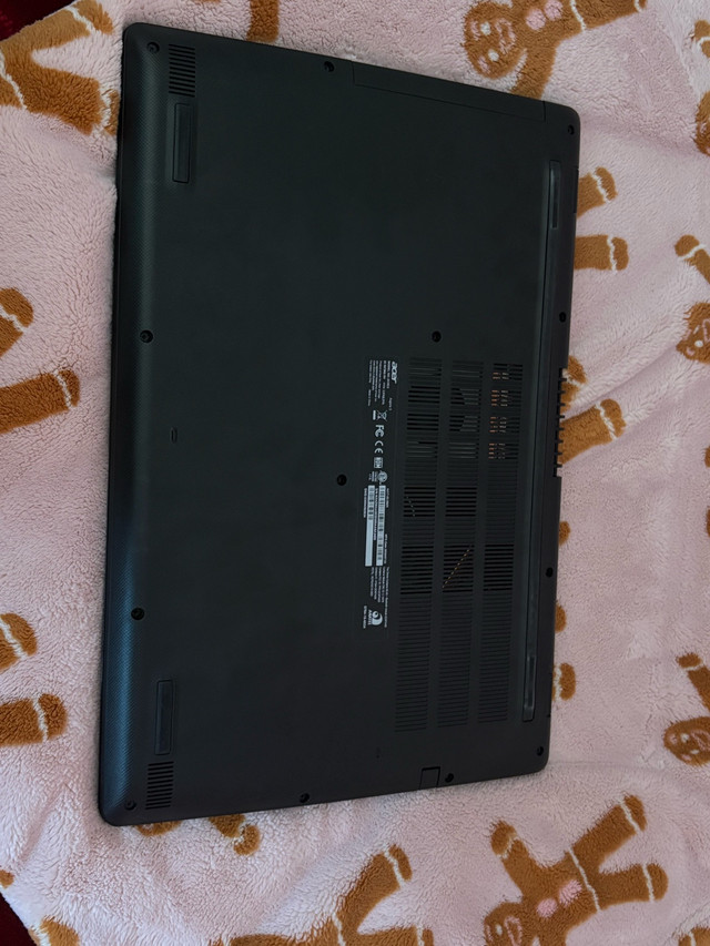 Acer Aspire 3 17.3” Laptop – Core i5 10th Gen, Black in Laptops in City of Toronto - Image 4