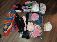 20$ FOR 55 ITEMS GIRLS SIZE 6 TO 8 CLOTHES