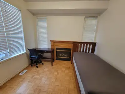 ++ Private Room for Rent / North York / Subway St ++