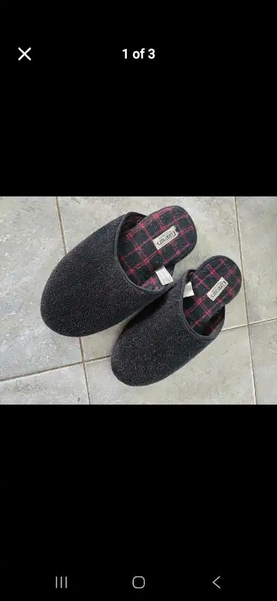 Slippers , View more