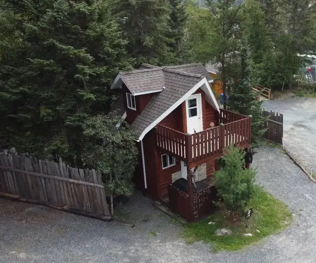 Bunkie cabins in Kenora - May-Sep 2026 in Ontario in Canada - Image 3