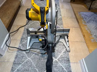 Dewalt DWS715 mitre saw, View more