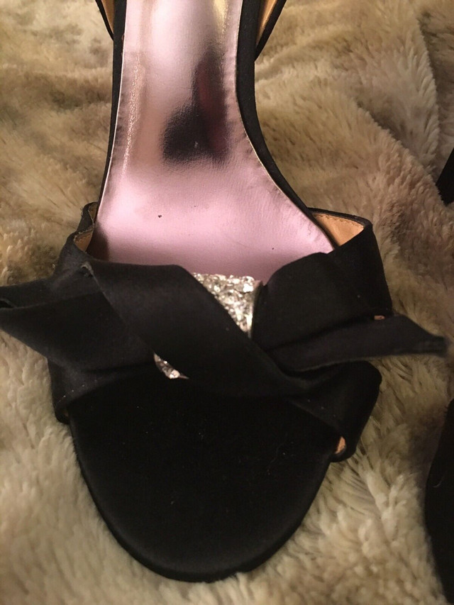 Badgley Mischka dress shoes size 6. Brand New in Women's - Shoes in Kingston - Image 2