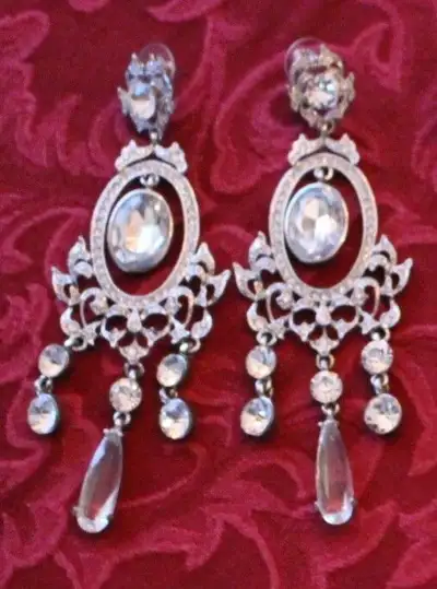 Costume jewellery : Dangling earrings, NEW, View more