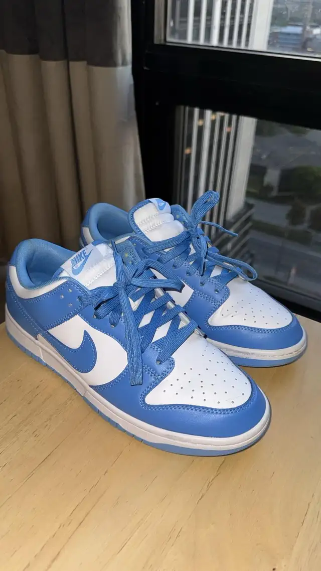 Nike Dunk Low in Men's Shoes in Kitchener / Waterloo - Image 2