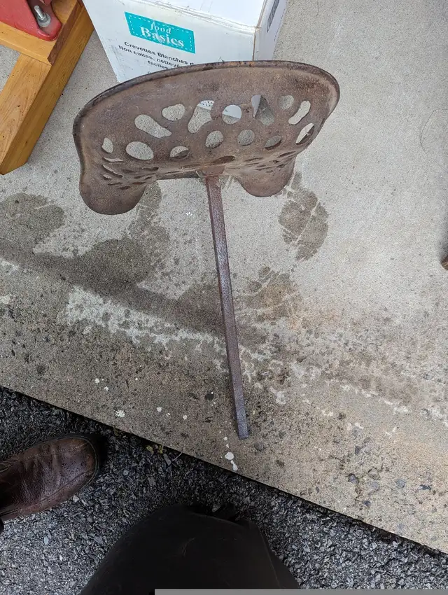Old farm implement seat  in Other in Brockville - Image 7