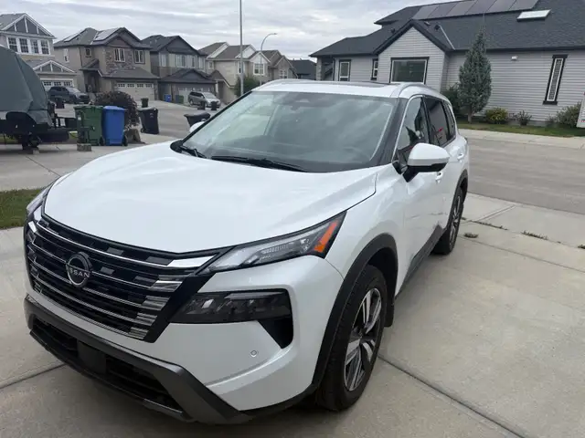 2025 Nissan Rogue SL AWD – EXTD Warranty