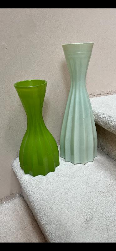 2 Beautiful ceramic vases, View more